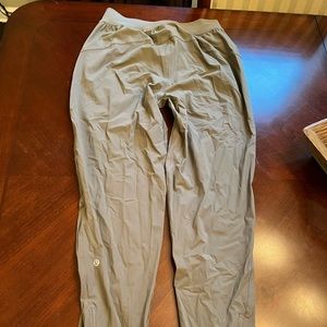 LULULEMON ADAPTED STATE JOGGERS SIZE 4